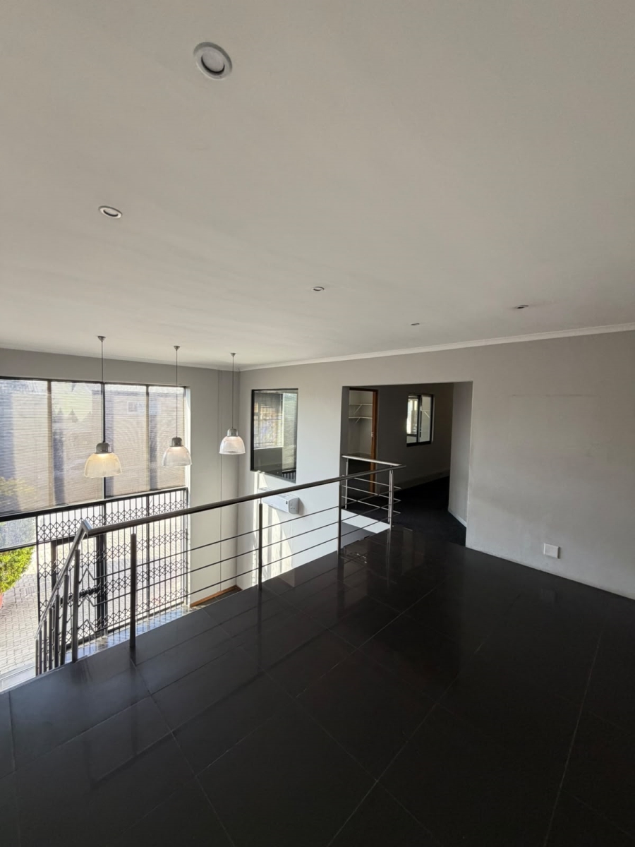 To Let Commercial Property for Rent in Brackenfell Industrial Western Cape